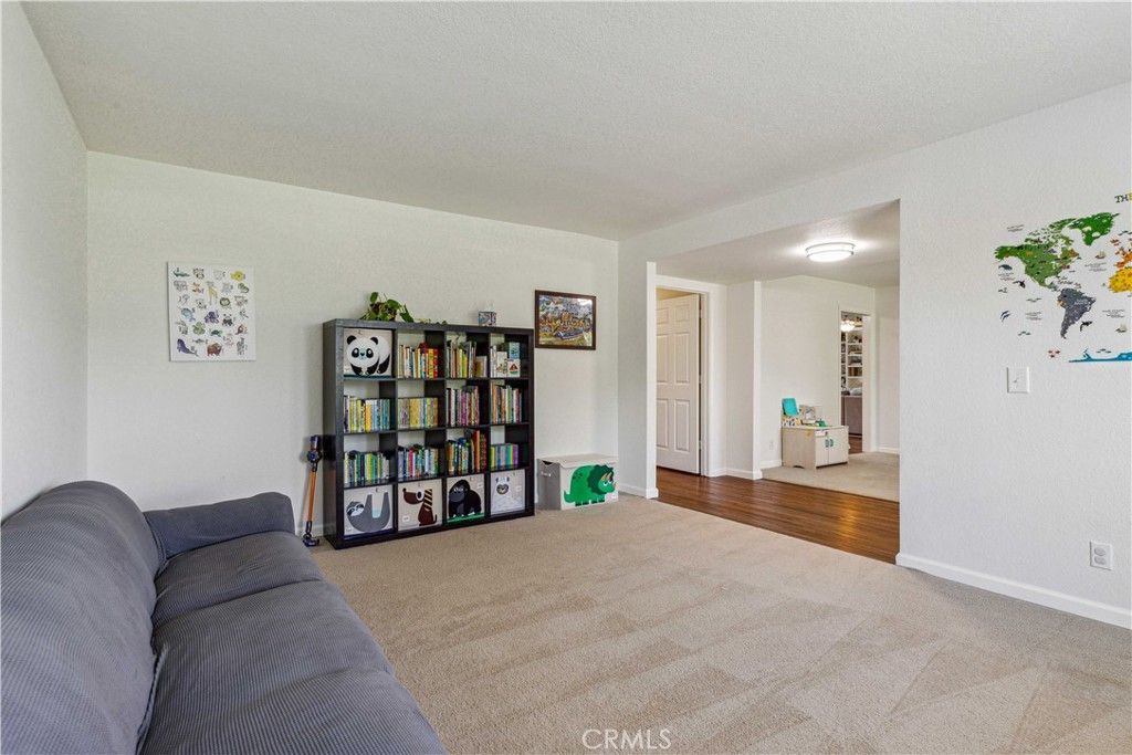 listing image 130720718097030668996