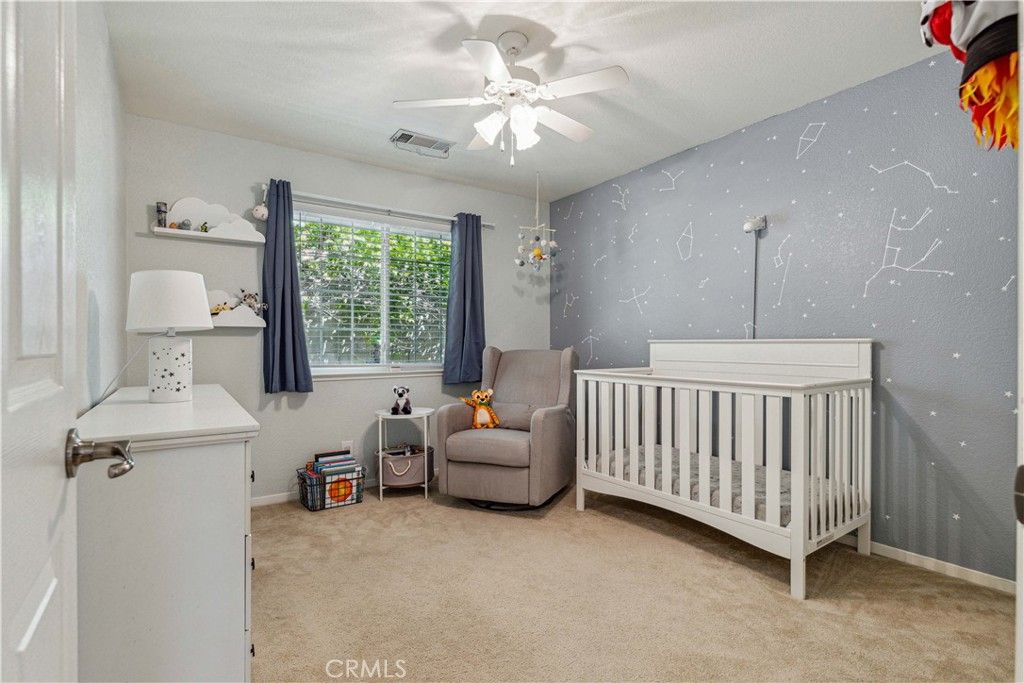listing image 130723427289708875856