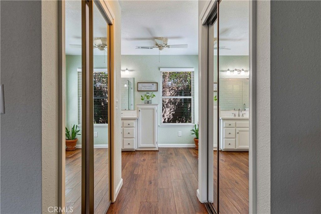 listing image 130720541590906725347