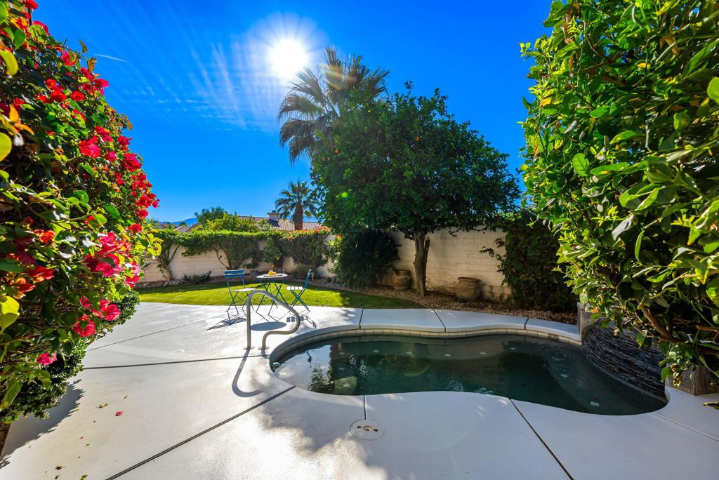 40125 Calle Las Positas