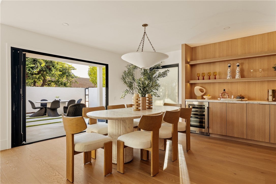 10 Shoal Drive