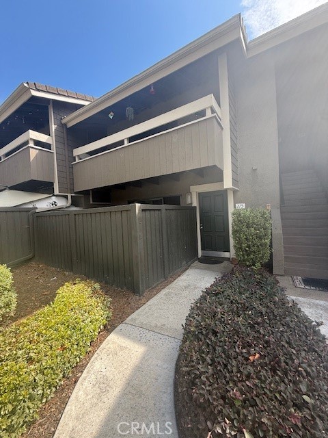 Studio condo converted to one bedroom on first floor and Vaulted ceilings in a spacious floor plan offering private patio with views. Hardwood floors and stainless steel appliances. Refrigerator included The Springs community has community pool, laundry, SPA, tennis court, and park like surroundings. Conveniently located within a block to shopping, entertainment, and supermarket.