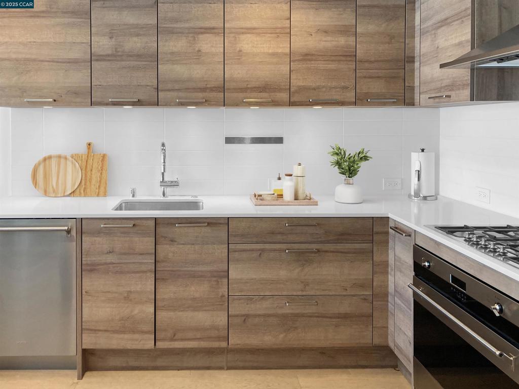 DOWNTOWN - Residential