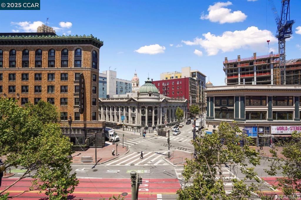 DOWNTOWN - Residential