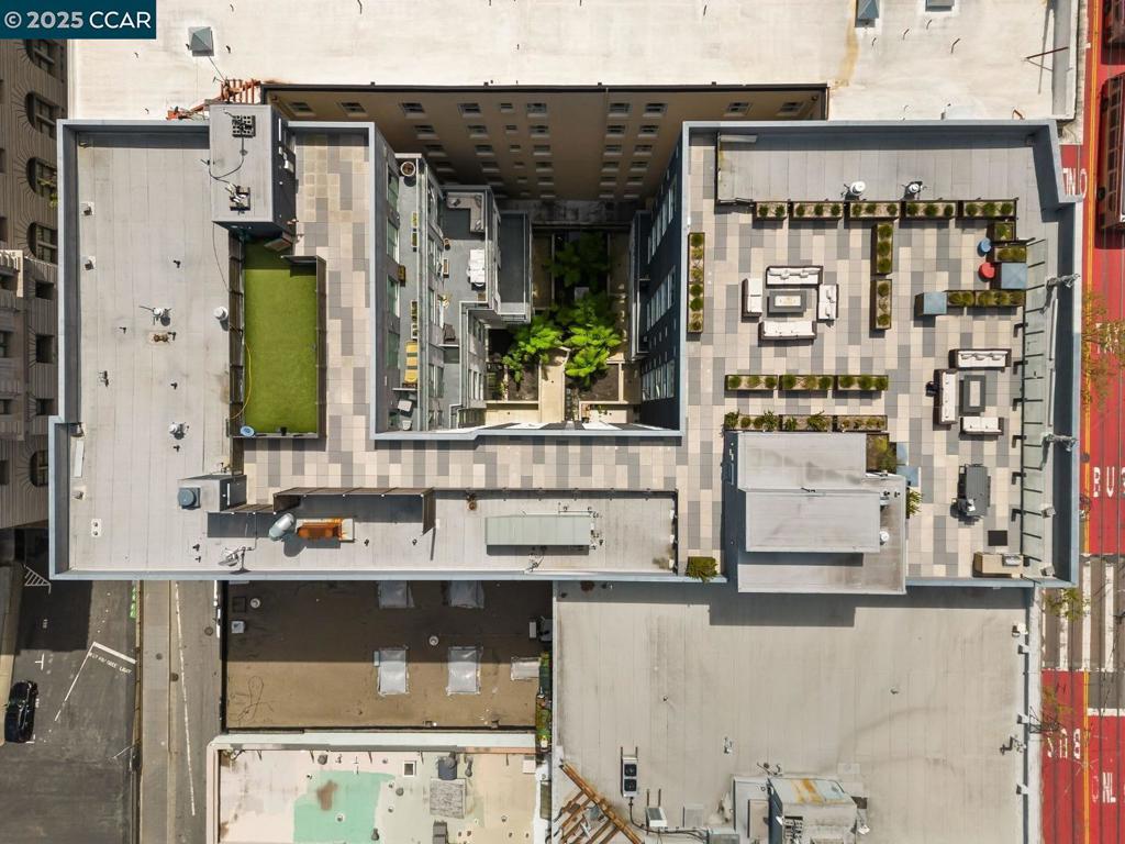 DOWNTOWN - Residential