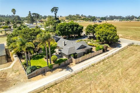 Tiny photo for 165 West El Campo Road RD, Arroyo Grande, CA 93420 (MLS # SC26074236)