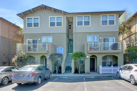 Photo of 229 Pacifica Boulevard #104, Watsonville, CA 95076 (MLS # ML82038144)