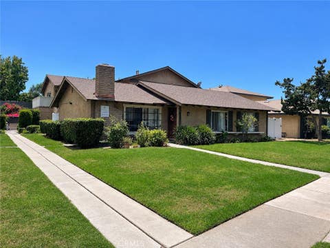 Photo of 2236 E Franzen AVE, Santa Ana, CA 92705 (MLS # PW26176654)