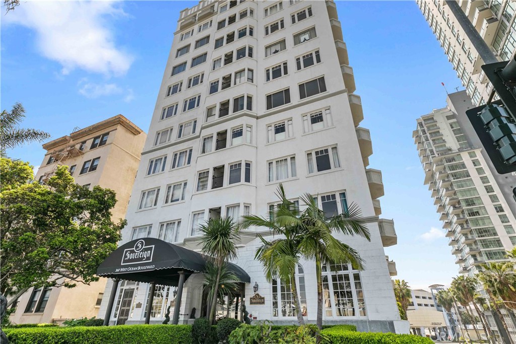 360 W Ocean Boulevard 408