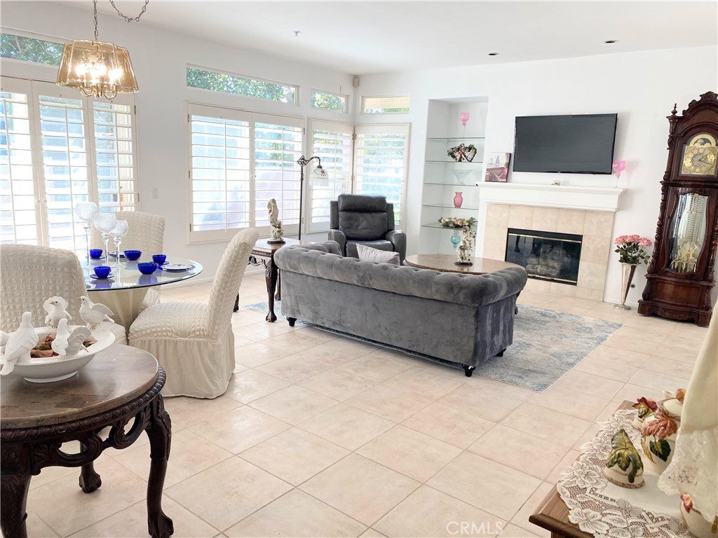 28938 Paseo Caravella