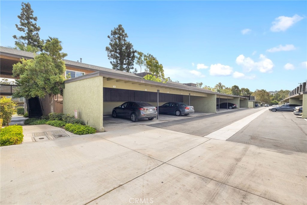 Creekside Village - Residential