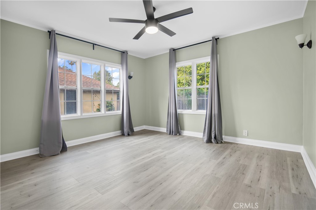 Properties 4 745 E Villa Street