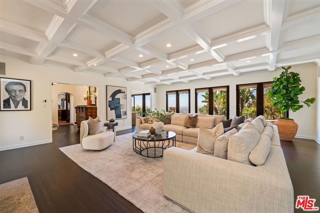 Photo of 6930 Oporto Drive, Los Angeles, CA 90068 (MLS # 25585649)