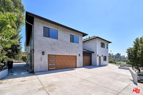 Photo of 102 Marion Boulevard, Fullerton, CA 92835 (MLS # 26864031)