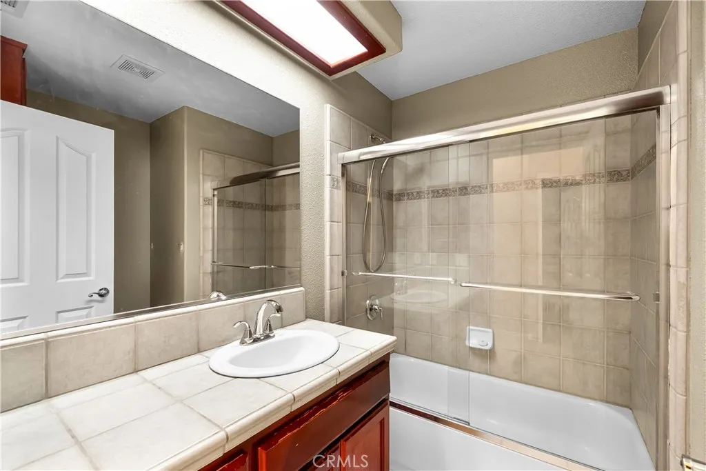 Pinon Hills, California 92372, United States, 4 Bedrooms Bedrooms, ,2 BathroomsBathrooms,Residential,Active,111263