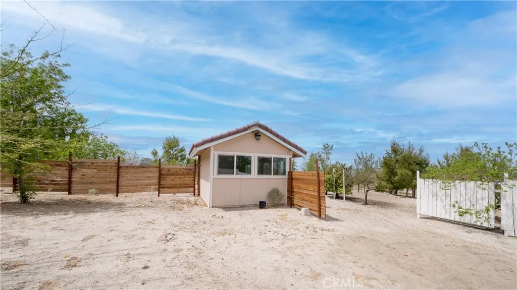 Pinon Hills, California 92372, United States, 4 Bedrooms Bedrooms, ,2 BathroomsBathrooms,Residential,Active,111263