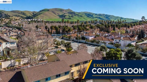 Photo of 43119 Washington Cmn CMN, Fremont, CA 94539 (MLS # 41148472)