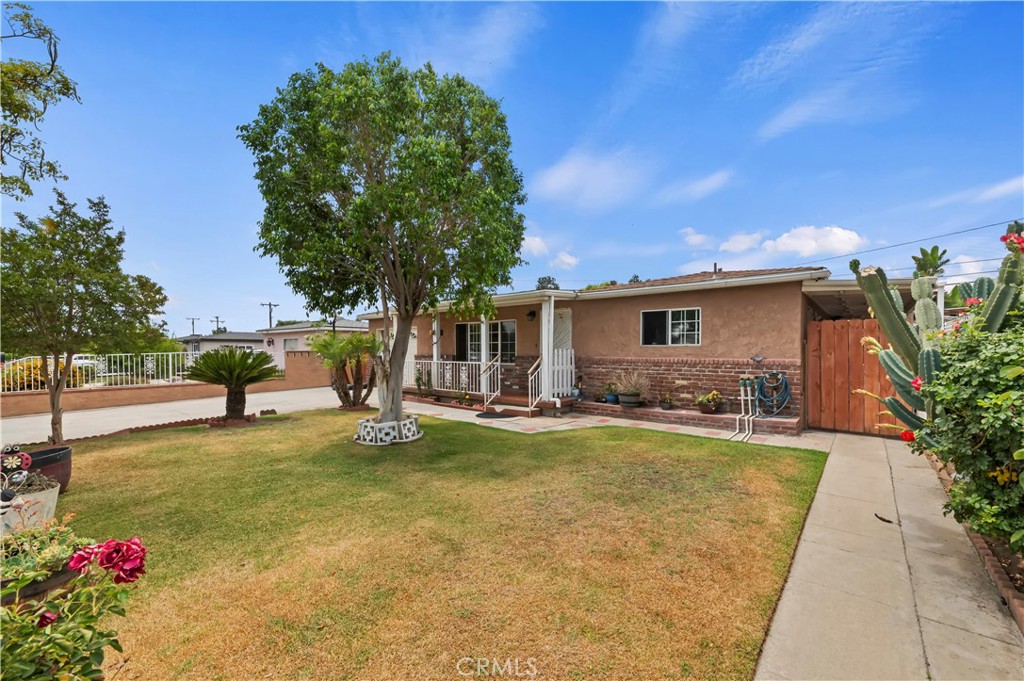 931 N Del Norte Ave