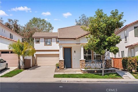 3336 rochelle lane corona ca 92882