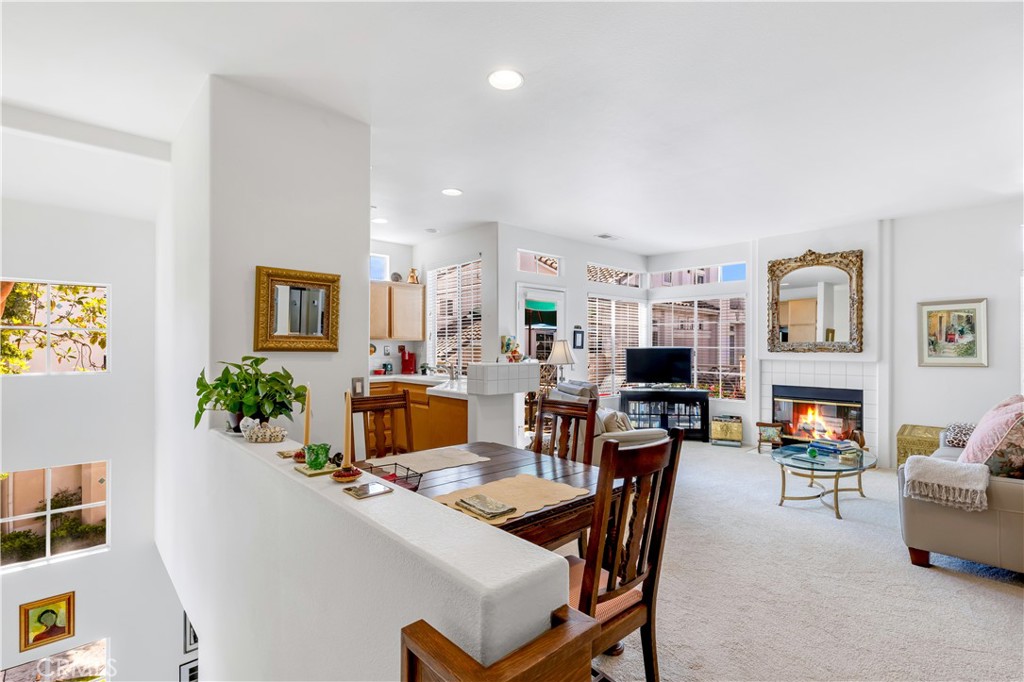 218 Shorebreaker Drive