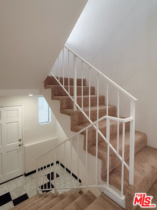 11643 Chandler Boulevard 111