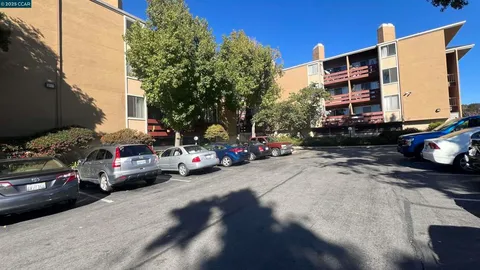 2121 Vale Rd Unit 109, San Pablo, CA 94806 - MLS#: 41085295