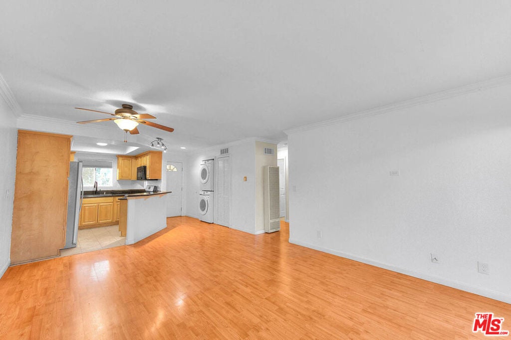 1485 Obispo Avenue 6