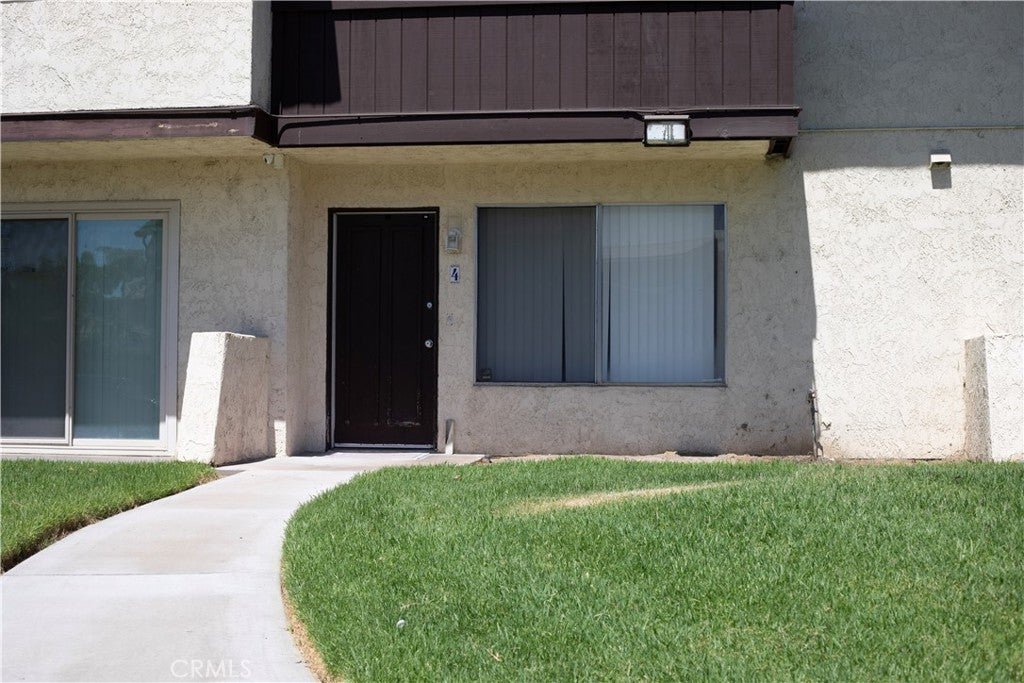 1077 S Santo Antonio Drive 4