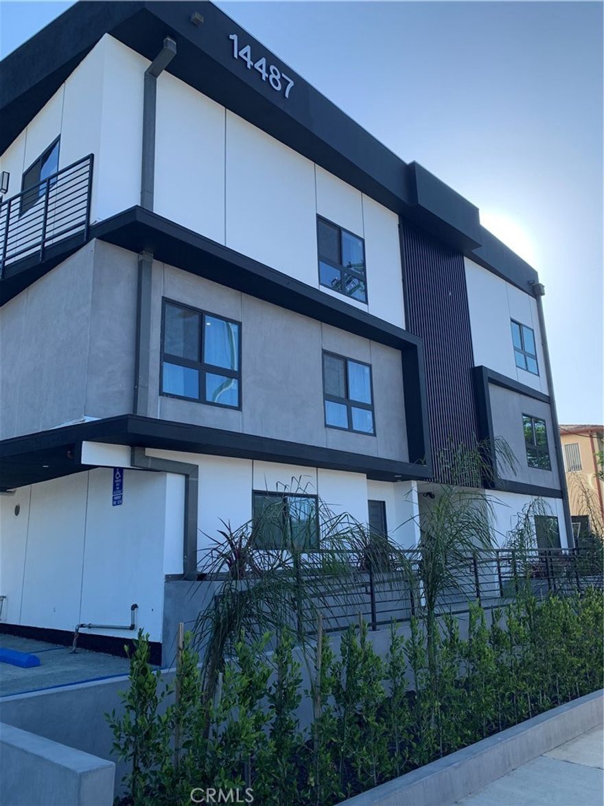 Brand new Building built in 2025 with 4 Units available only and plenty of Private Parking and Quick Access to the 210 Freeway. This Unit with 3 bedrooms and 2 baths is the perfect one with Private Yard/Storage, Views of the Mountains, Laundry hook ups Inside, Handicap Access, Ring unit at entrance, New Kitchen and many other features worthwile seeing. Building has Fire Alarm and Sprinklers for your Safety, Camara System, Trash Containers included, Parking and Bicycle Parking. Many features worthwile seeing. Schedule your appointment Now befor its Gone!!!!!!