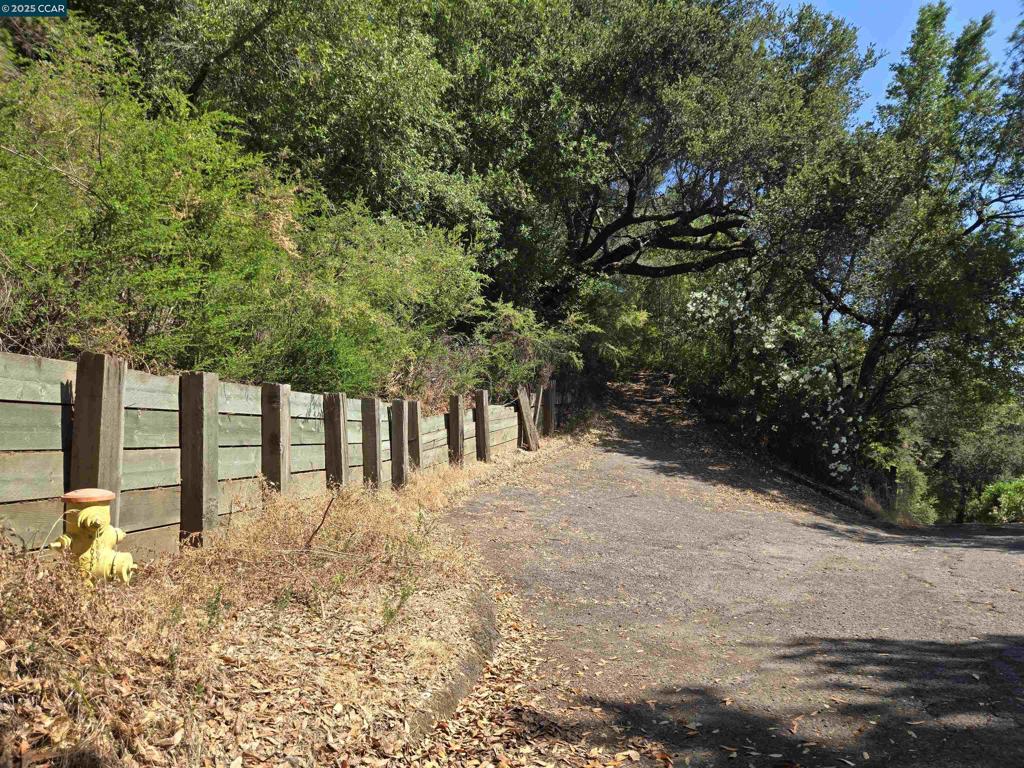 100 Black Log Rd
