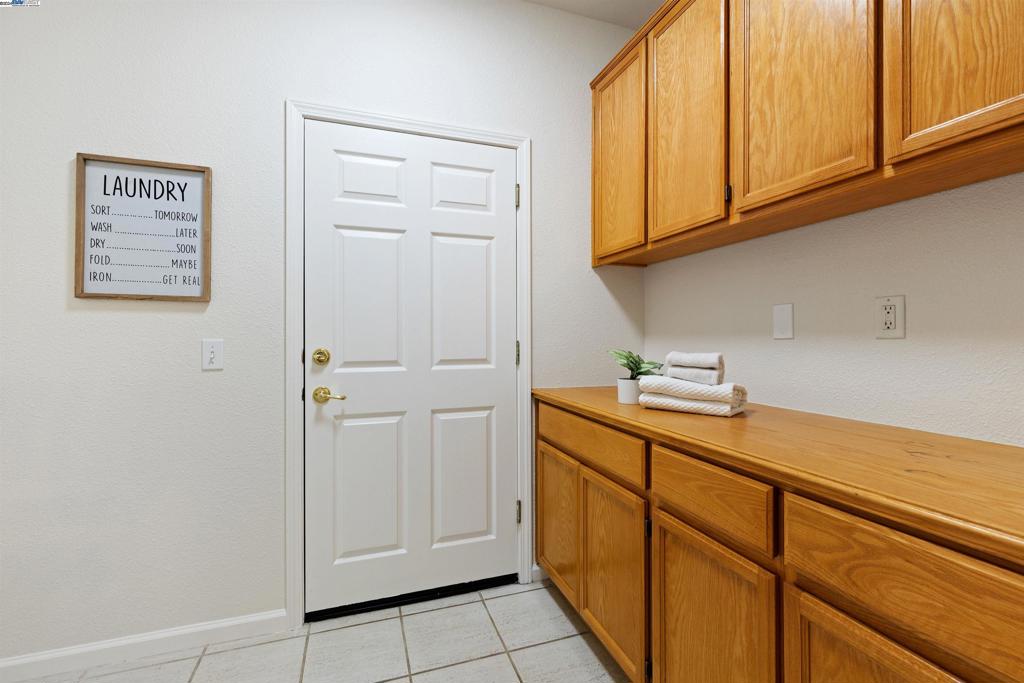 SUMMERSET 2 - Residential