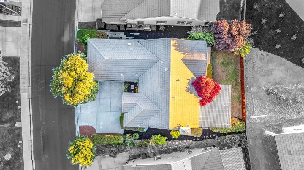 SUMMERSET 2 - Residential