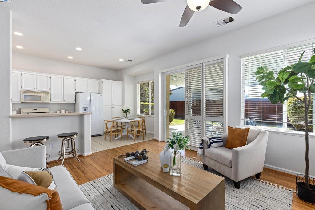 SUMMERSET 2 - Residential