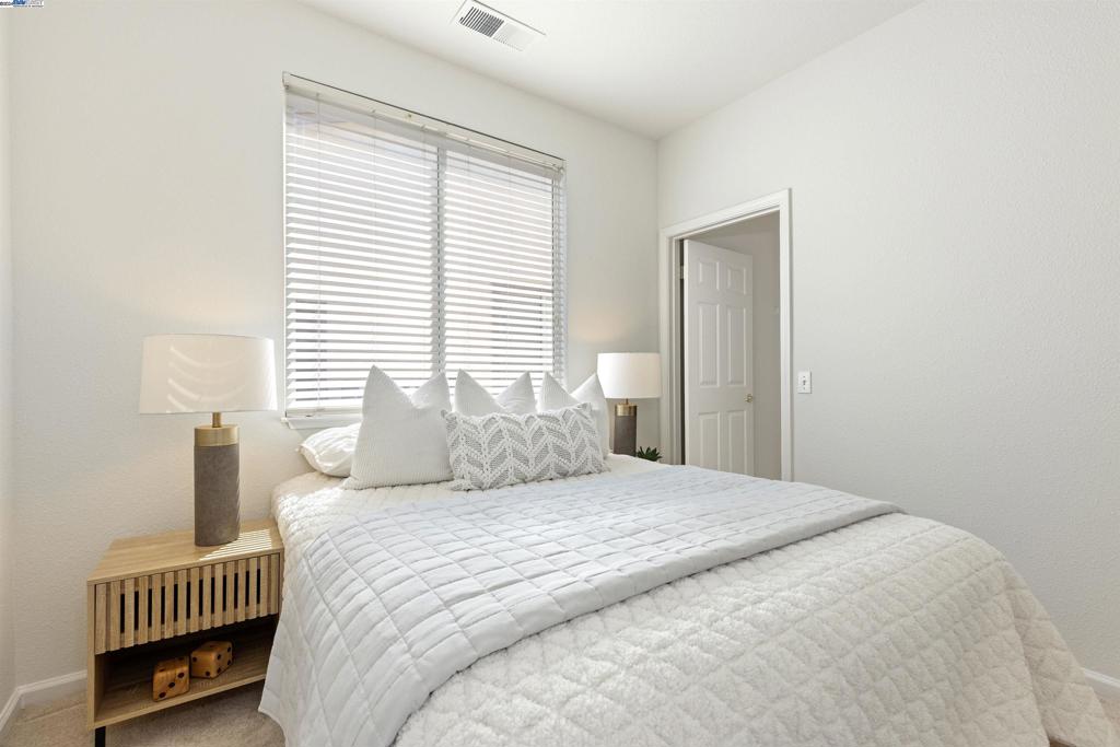 SUMMERSET 2 - Residential