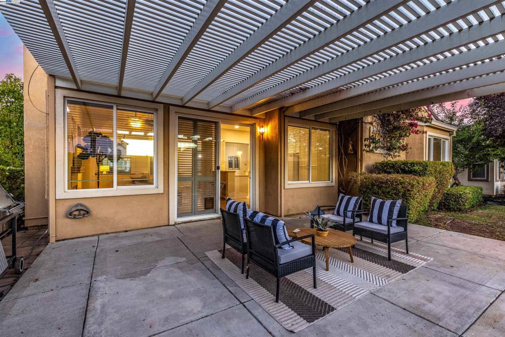 SUMMERSET 2 - Residential