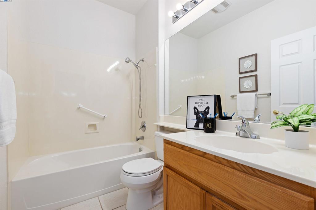 SUMMERSET 2 - Residential