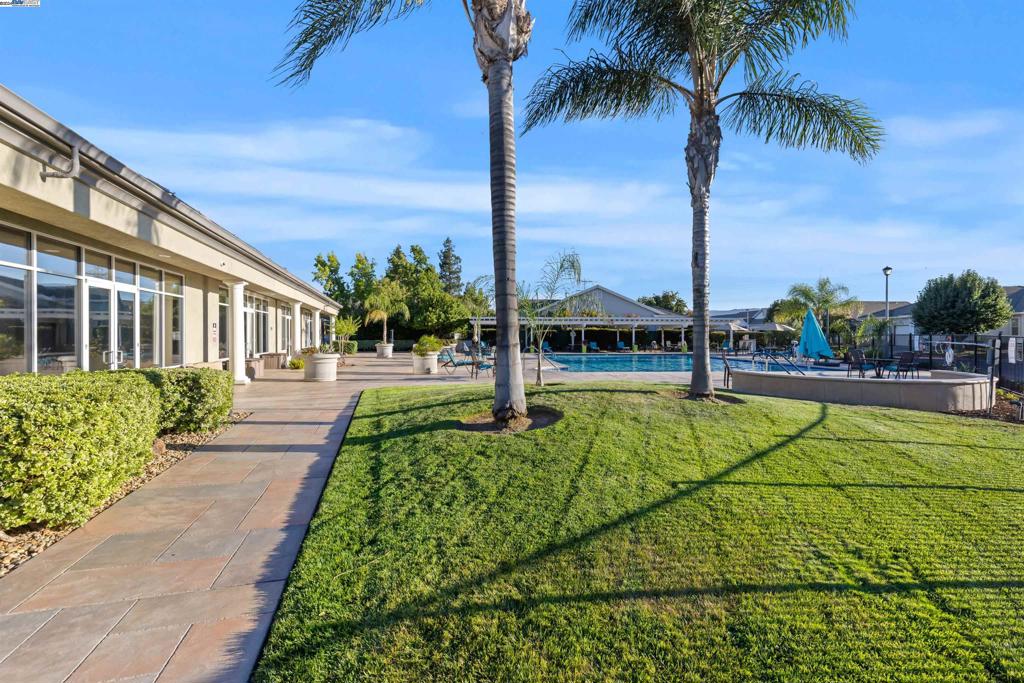 SUMMERSET 2 - Residential