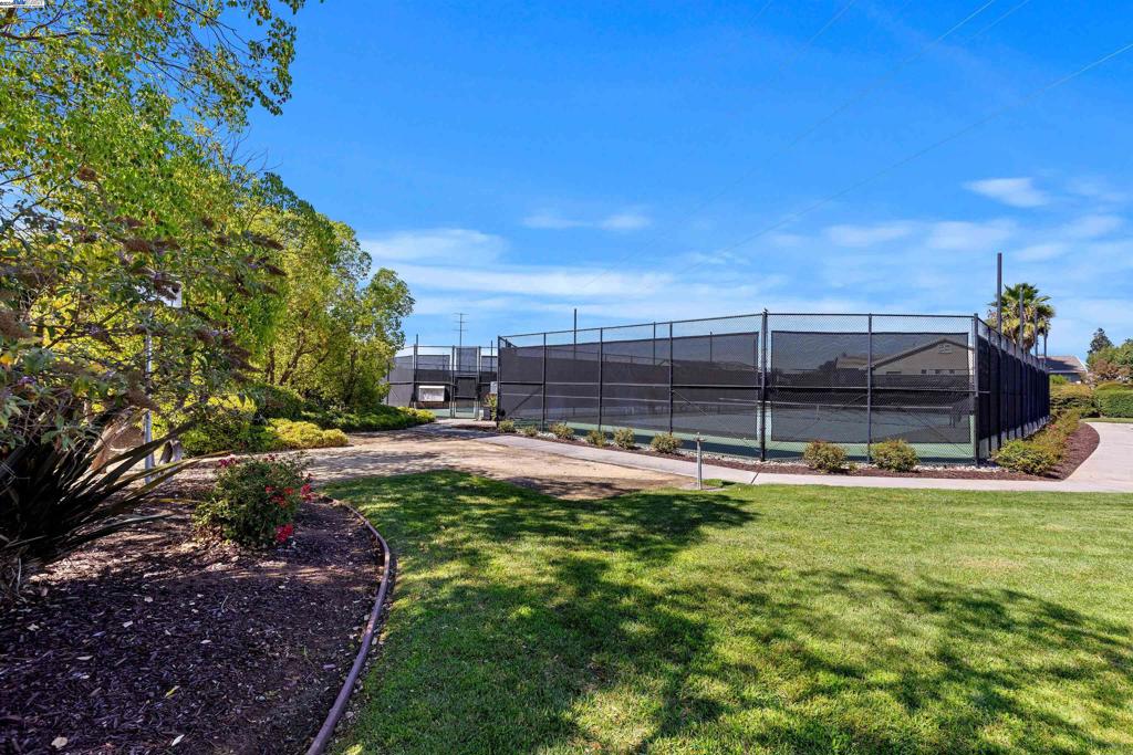 SUMMERSET 2 - Residential