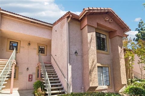 Photo of 12059 Alta Carmel Court #168, San Diego, CA 92128 (MLS # DW26096350)