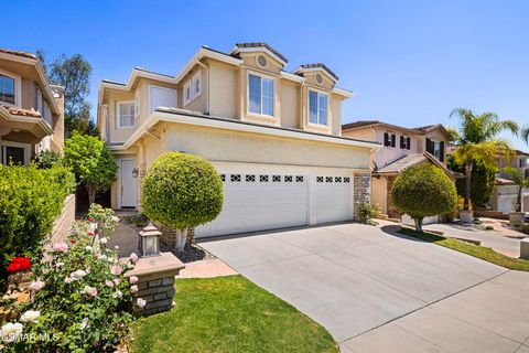 Photo of 2996 Eagles Claw Avenue, Thousand Oaks, CA 91362 (MLS # 225005589)