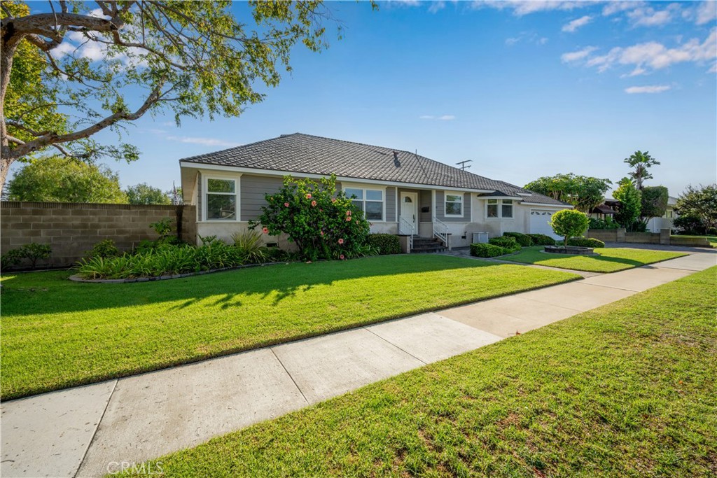 3140 San Anseline