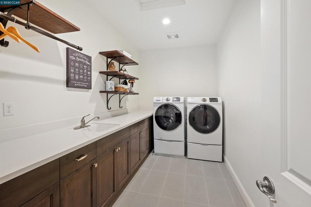ALAMO CREEK - Residential