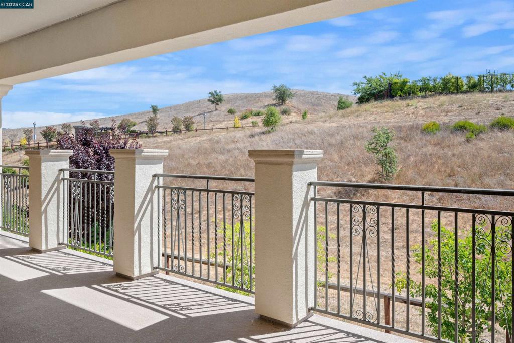ALAMO CREEK - Residential