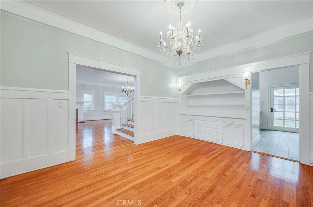 6322 N Del Loma Avenue