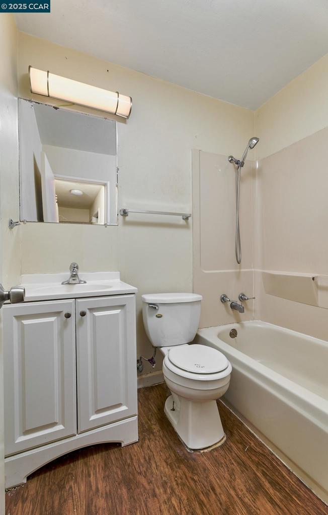 BEVERLY HILLS - Residential