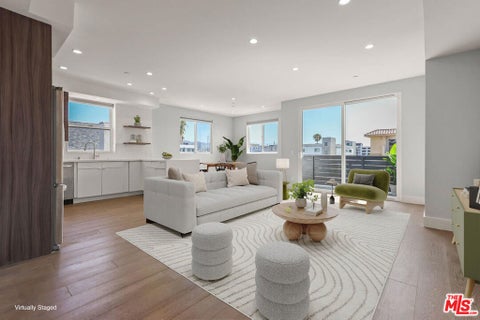 Photo of 935 N Hudson Avenue #401, Los Angeles, CA 90038 (MLS # 26870443)