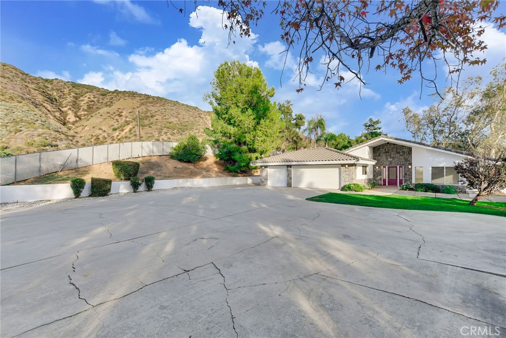 5385 Park Lane