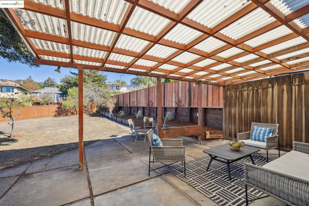 TEWKSBURY HGTS - Residential