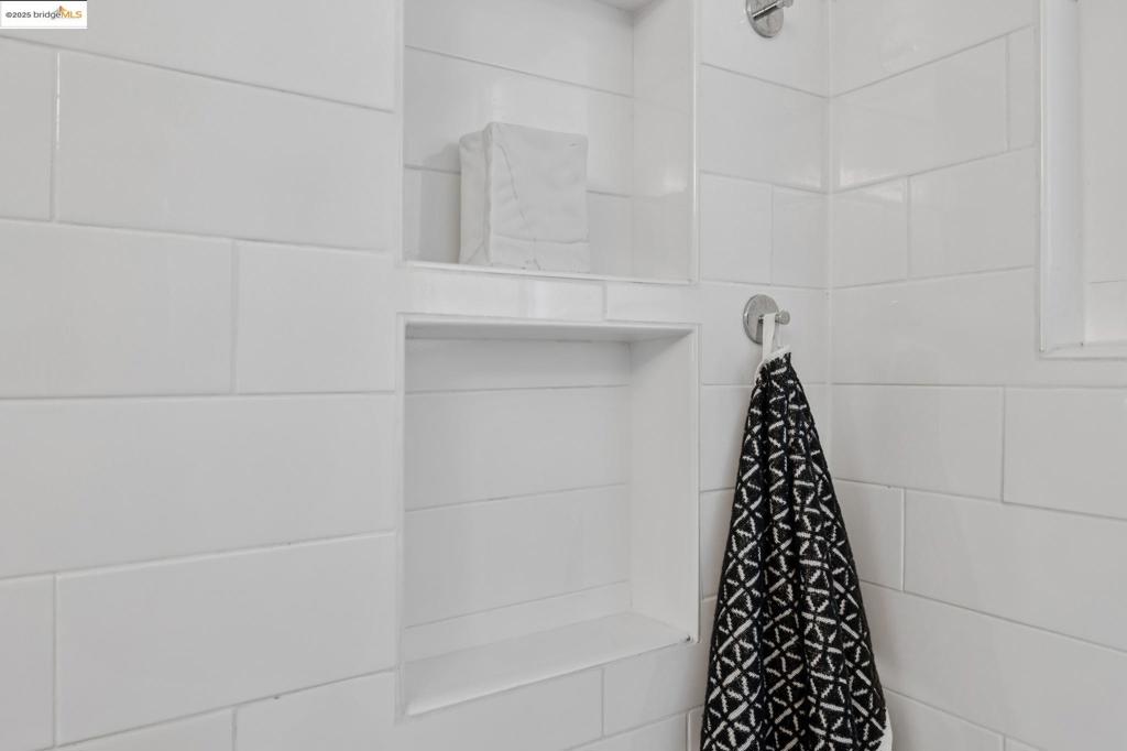 TEWKSBURY HGTS - Residential