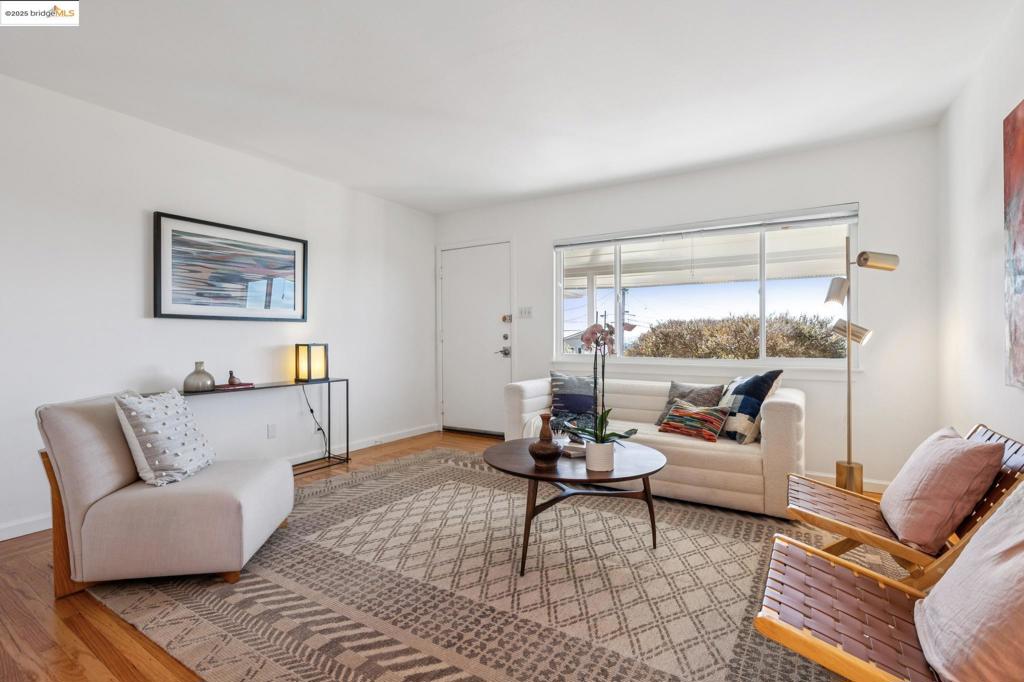 TEWKSBURY HGTS - Residential